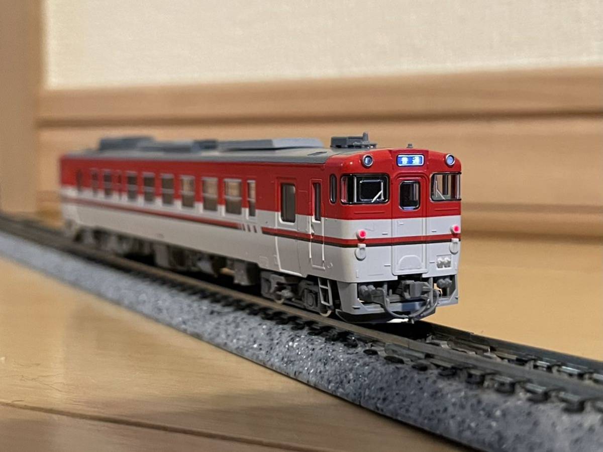 | TOMIX キハ40 - 0 NGaugeJP JR 新潟色 が入線です。 新潟色・赤 500番代 キハ40-500 (新潟色 Nゲージ 1 横濱模型