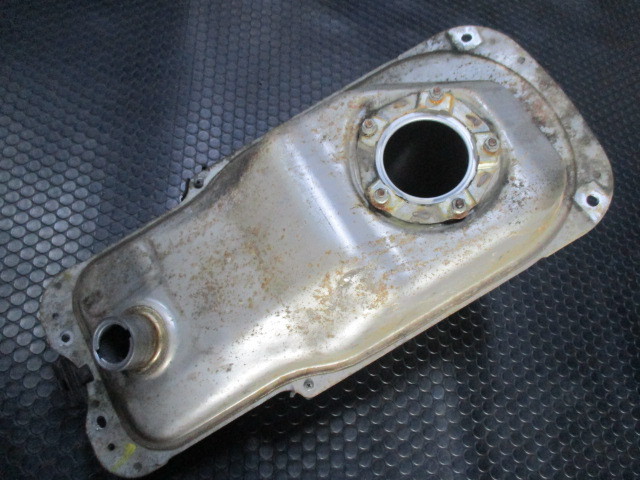 フォルツァ(MF10)ホンダ純正☆フューエルタンク☆ガソリンタンク☆中古