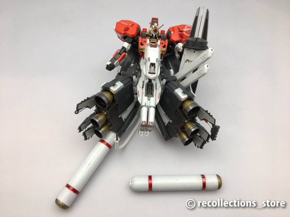 赤バンダイ版　MG ディープストライカー 未組み立て 赤バンダイ版 MG ディープストライカー 未組み立て 赤バンダイ版 MG