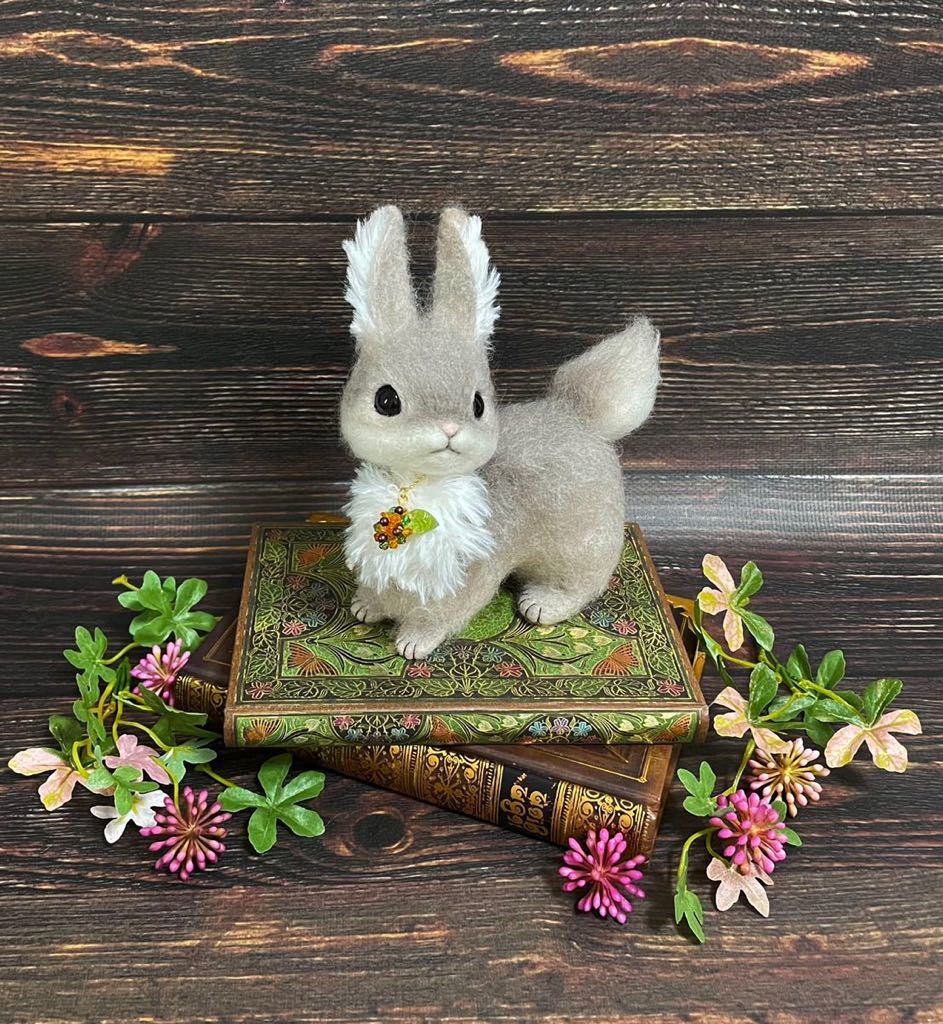 ◇あぐれあーぶる◇ ふわふわ秋うさぎ 羊毛フェルト ハンドメイド 兎