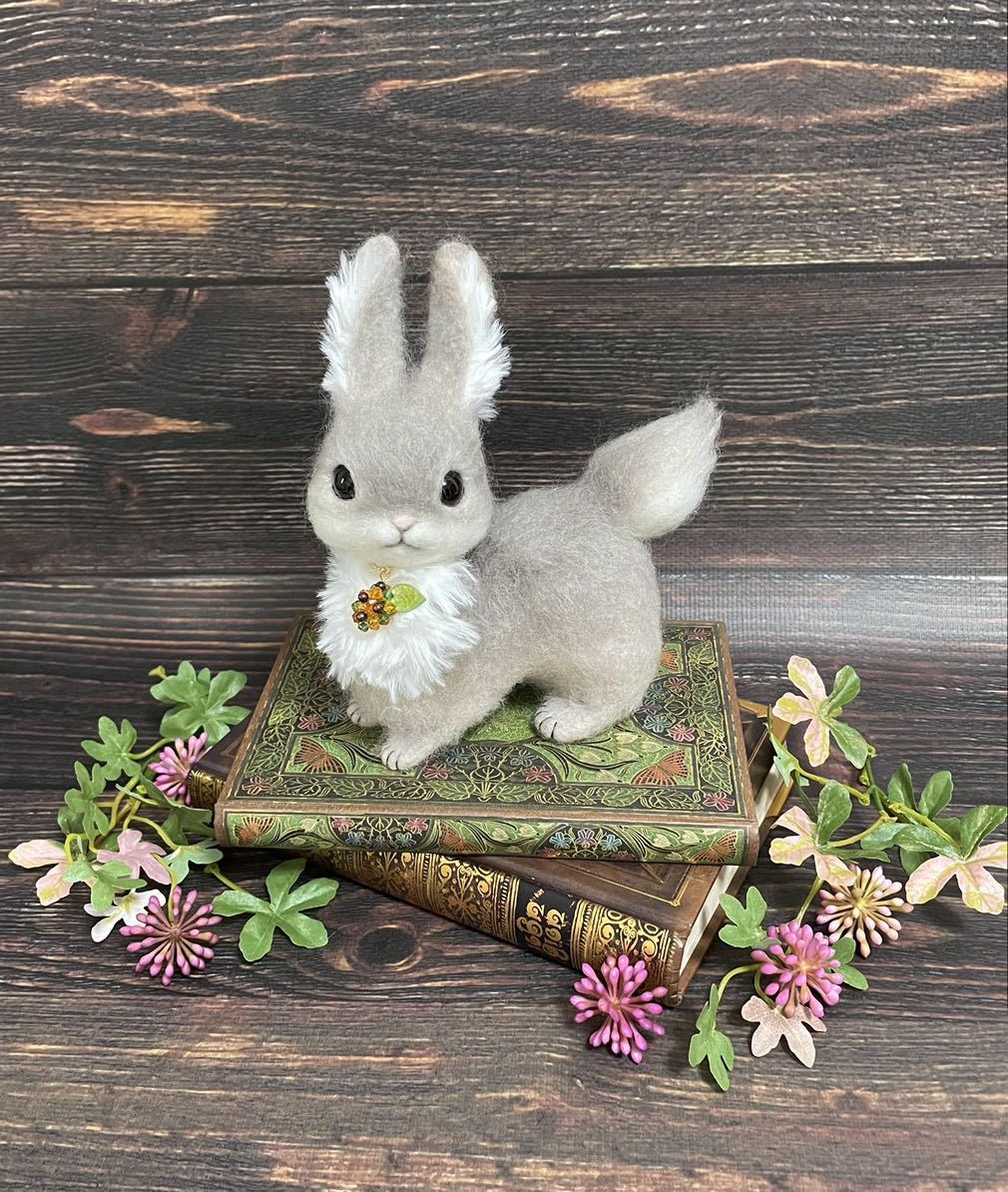 ◇あぐれあーぶる◇ ふわふわ秋うさぎ 羊毛フェルト ハンドメイド 兎