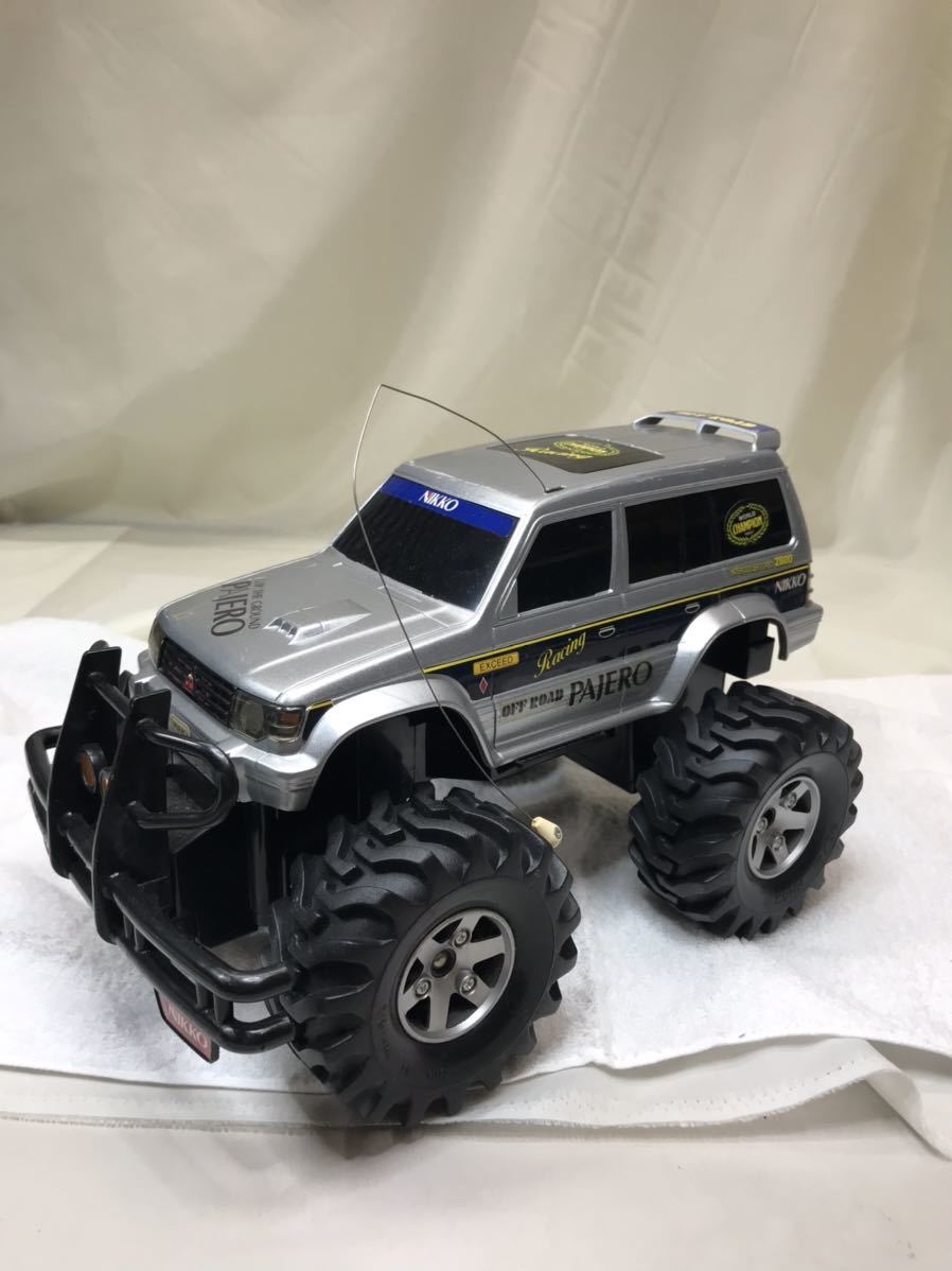 ニッコー トリッキーパジェロ ラジコン、ウィリー、片車走行。 三菱