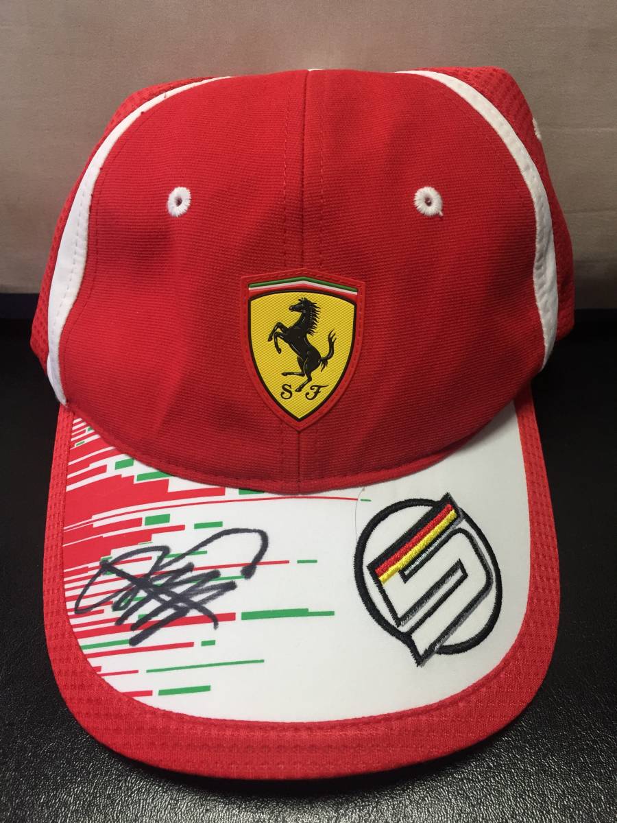 フェラーリ／セバスチャンベッテルキャップ直筆サイン入りused Ferrari