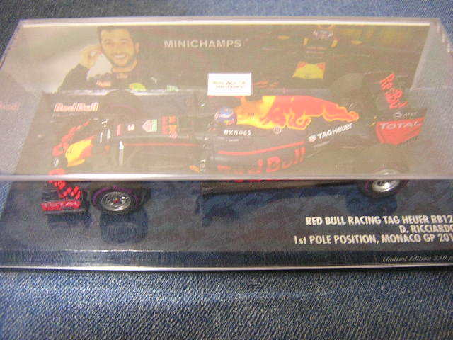 1/43　MINICHAMPS　2016年モナコGP　レッドブルレーシングTAGホイヤーRB12#3　D・リカルド　1stポールポジション