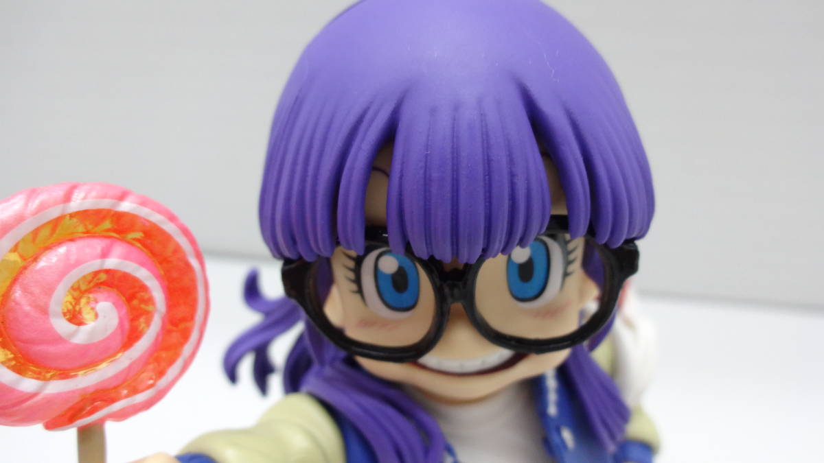 アラレちゃん フィギュア ドラゴンボール ⁄ フィギア DXアラレちゃん