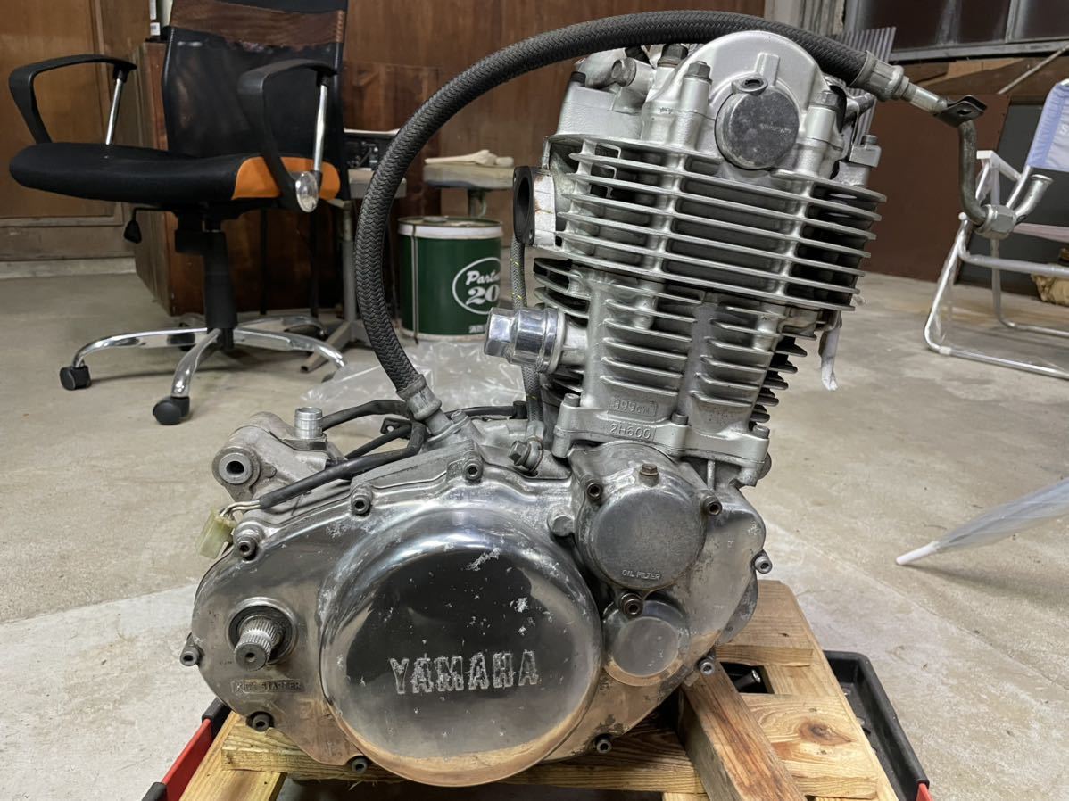 2005年 SR400 RH01J実動エンジン H313E エンジン、冷却装置 オートバイ