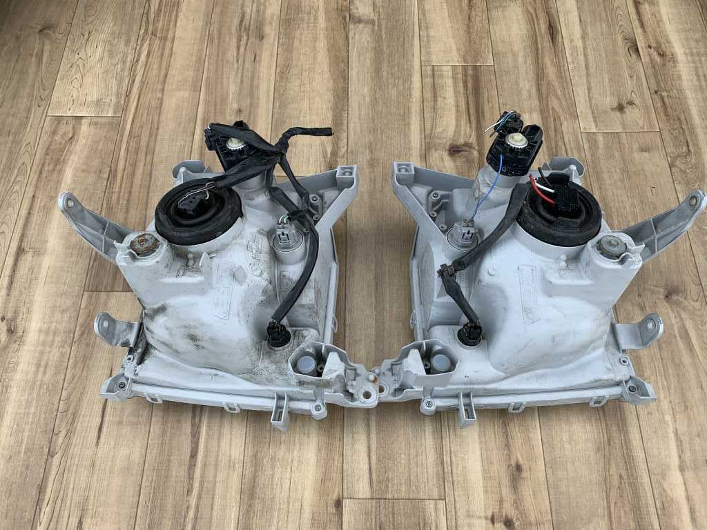 3 状態良 ダイハツ L575S/L585S コンテ ヘッドライト 左右セット