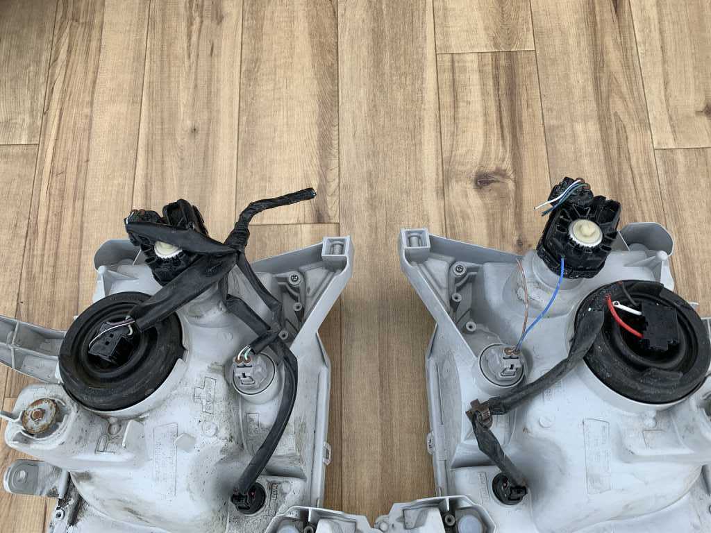 3 状態良 ダイハツ L575S/L585S コンテ ヘッドライト 左右セット
