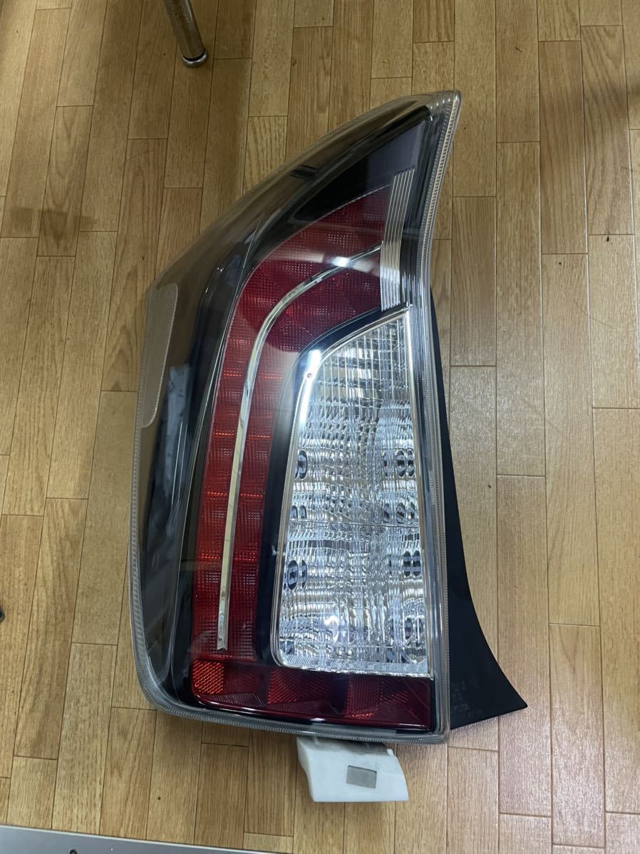 ○☆ G's トヨタ プリウス 30 ZVW30 後期 純正 左 テール ランプ