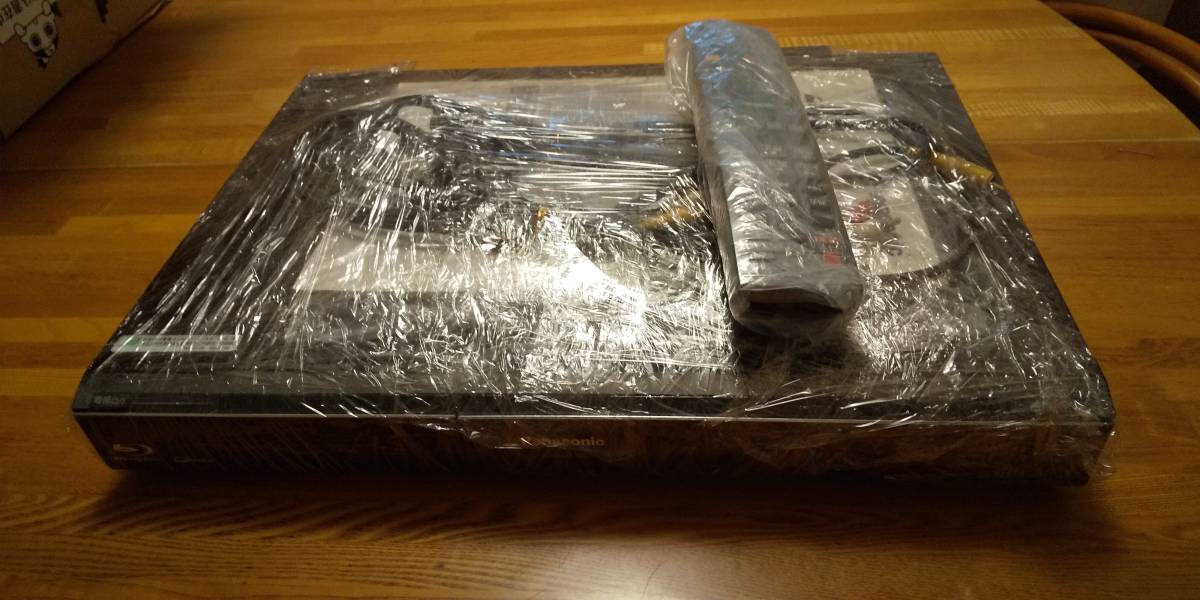 HDD　ブルーレイディスク　レコーダー　Panasonic DIGA DMR-BW700_1