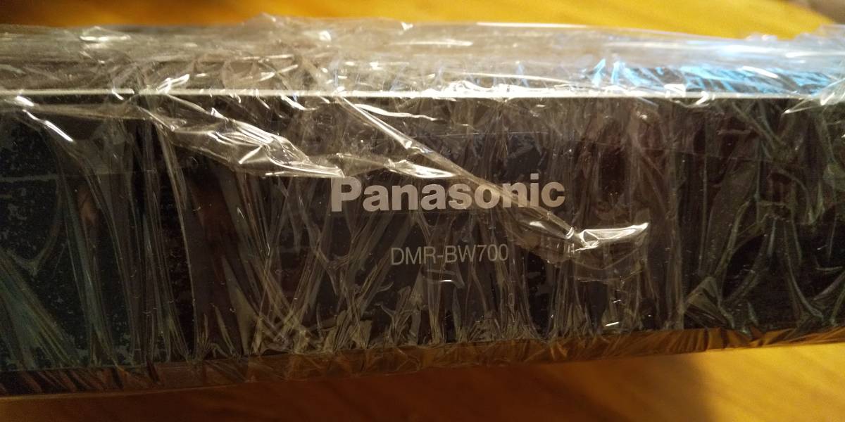 HDD　ブルーレイディスク　レコーダー　Panasonic DIGA DMR-BW700_4