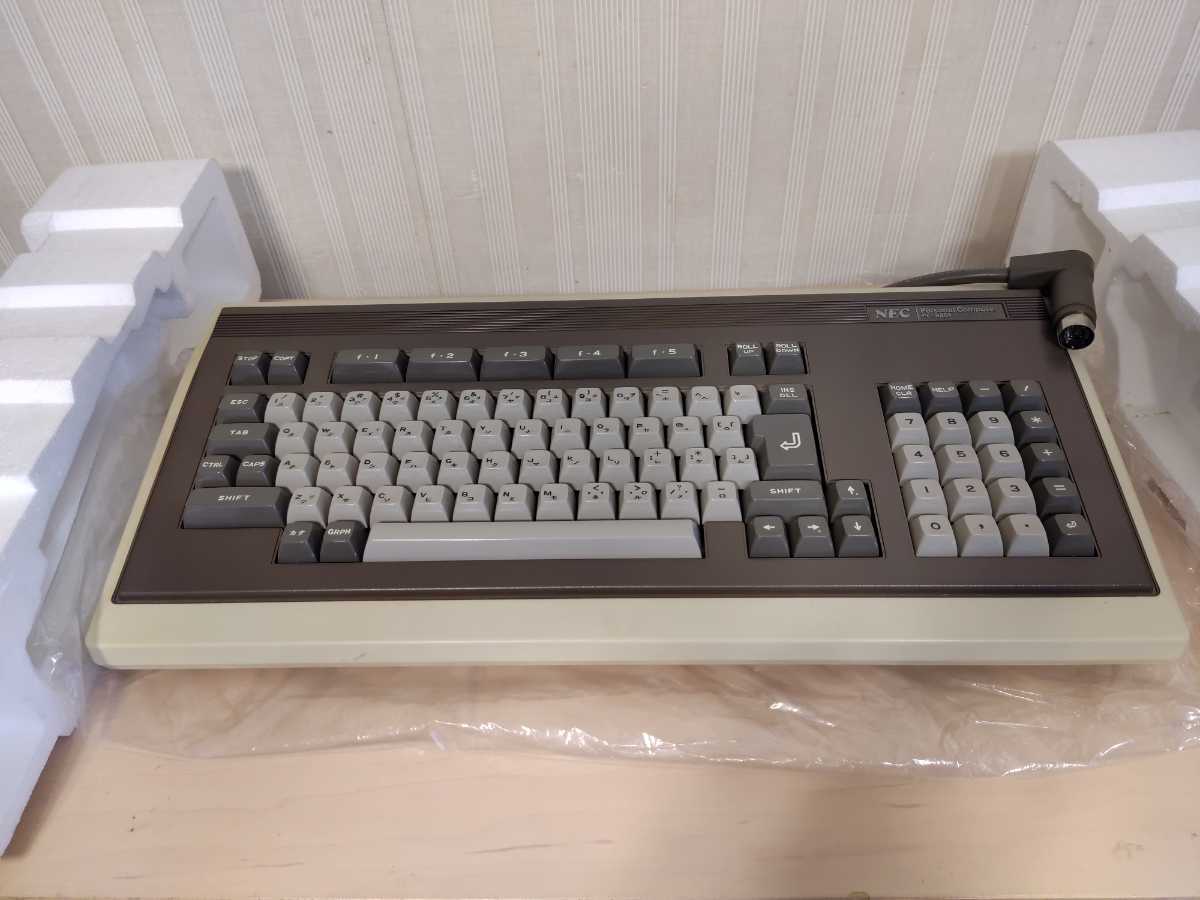 デスクトップPC PC-9801UX 本体とキーボード 美品 やや難あり