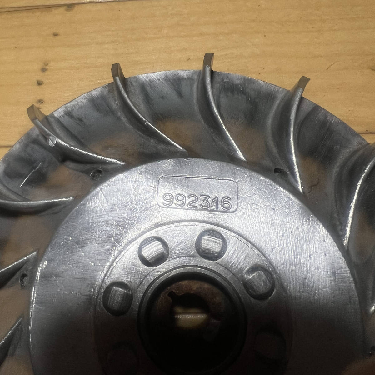 Vespa PX200FL2 純正 フライホイール 実車外し 1798923 - 179892