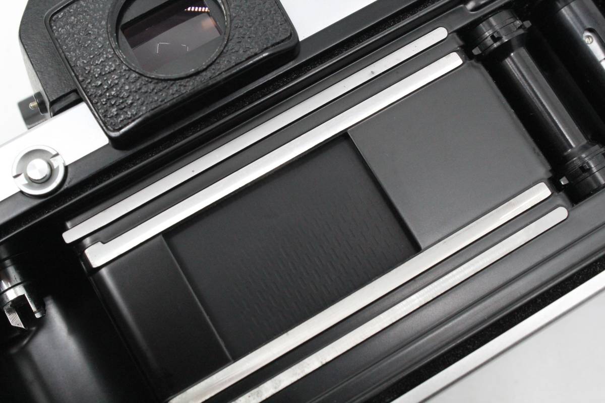 【送料無料１円～／超美品】 ニコン Nikon F2 フォトミック S ボディ シルバー 763万番 ケース CF-1 MT3316_10