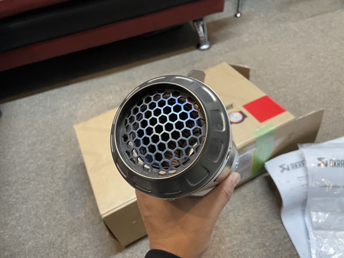 AKRAPOVIC アクラポビッチ チタン GPタイプ スリップオンマフラー