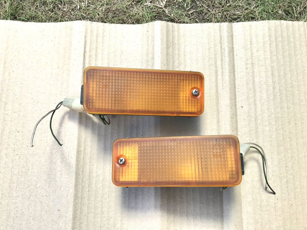 ダイハツ S83P ハイゼットジャンボ フロントバンパーウインカー左右セット 旧車