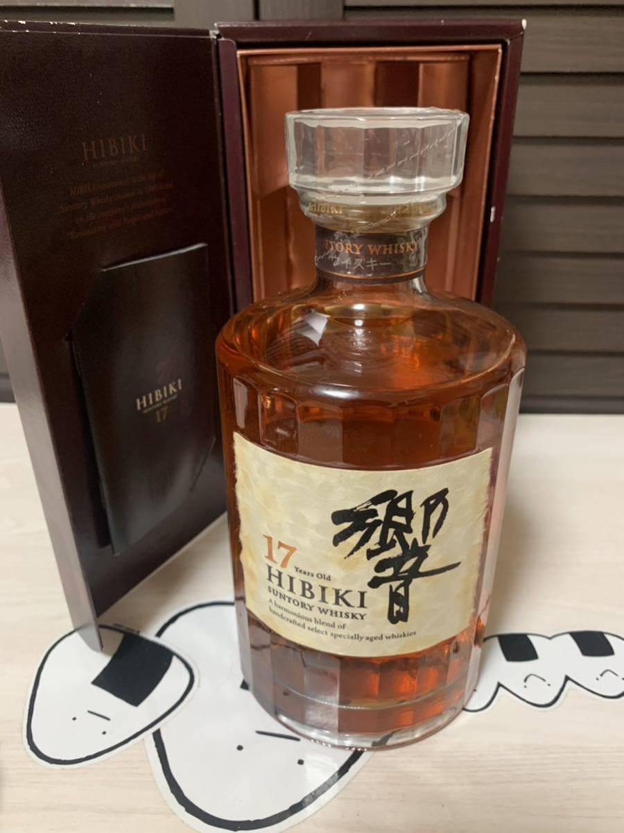 未開栓SUNTORY サントリーウイスキー 響17年 700ml箱付き 冊あり
