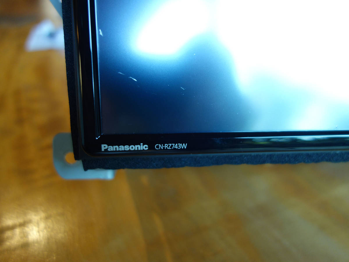 スズキ純正 パナソニックCNーRZ743WZA 中古品