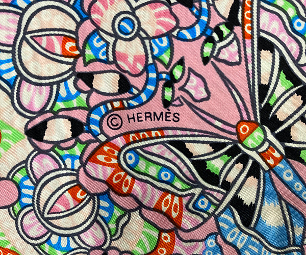 HERMES エルメス シルク スカーフ カレ90 LA LEGENDE DE LA FORET 森の
