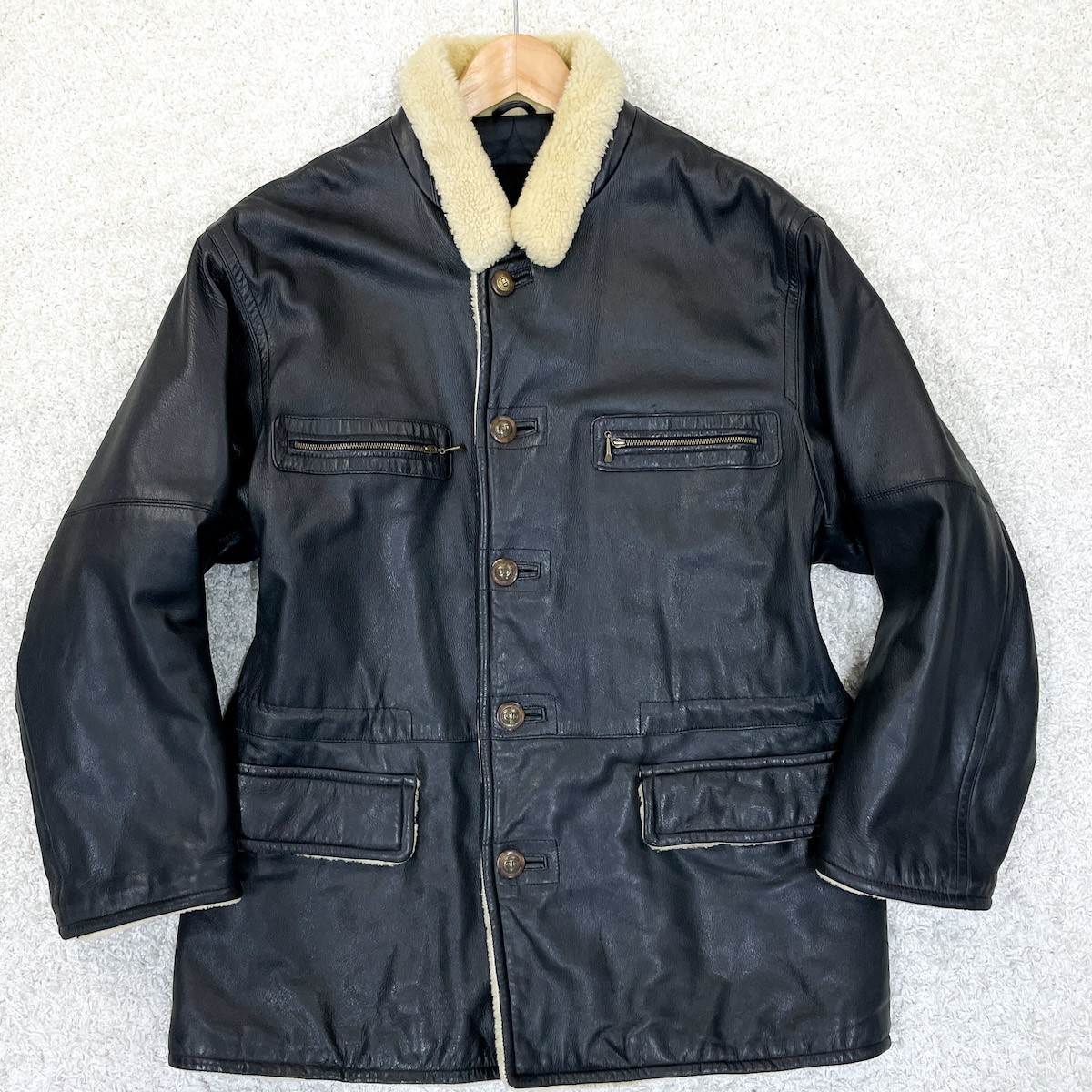 【DIOR ディオール】ダウン フード裏ボア フェザー DIOR ディオール】ダウン フード裏ボア フェザー 【公式通販】