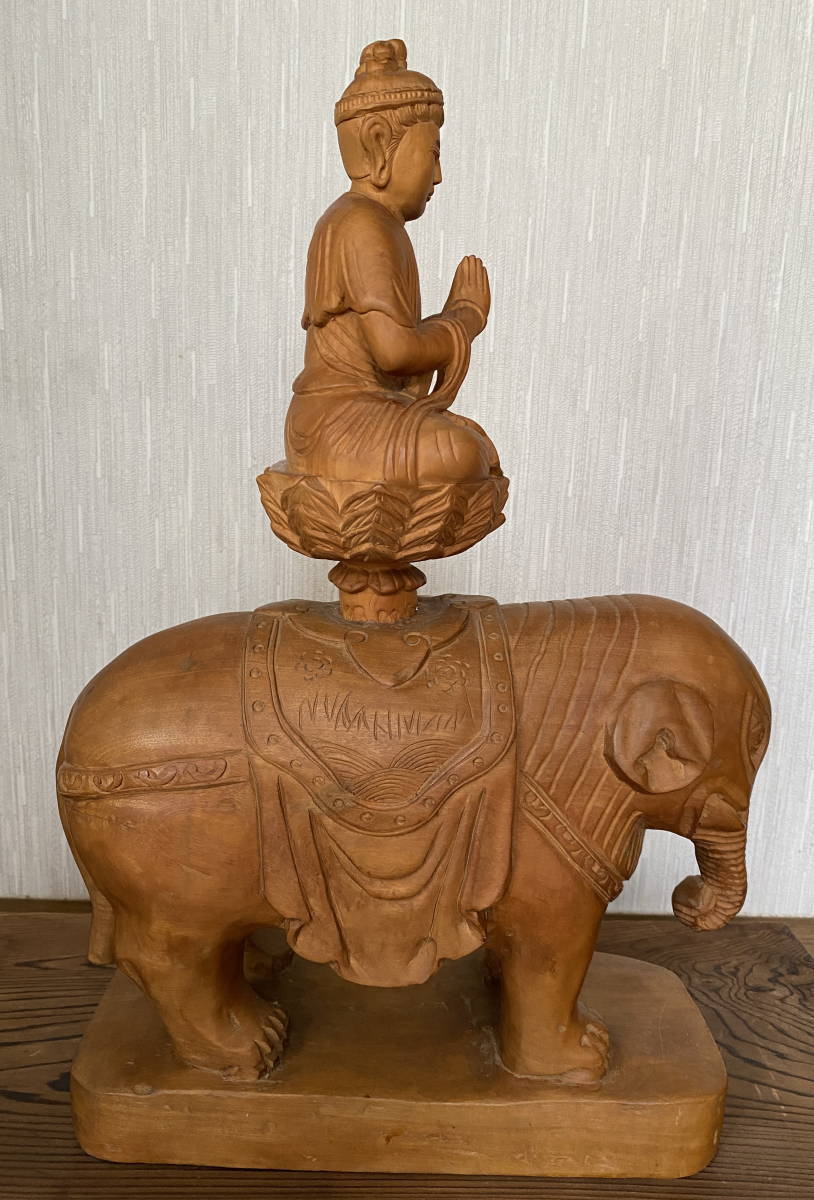 普賢菩薩像 仏像 象 仏様 木彫り 彫刻 オブジェ 置物 飾り Buddha on 