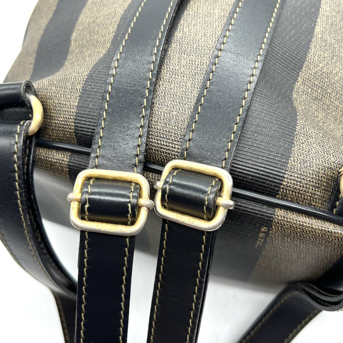 □FENDI フェンディ ペカン柄 巾着型 リュック バックパック PVC