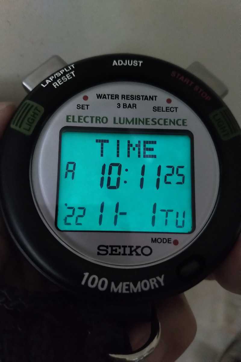 1225A1 SEIKO ストップウォッチ S141 ラップ機能付き　美品 セイコーストップ ストップウォッチ 使い方 ラップ 1225A1 SEIKO