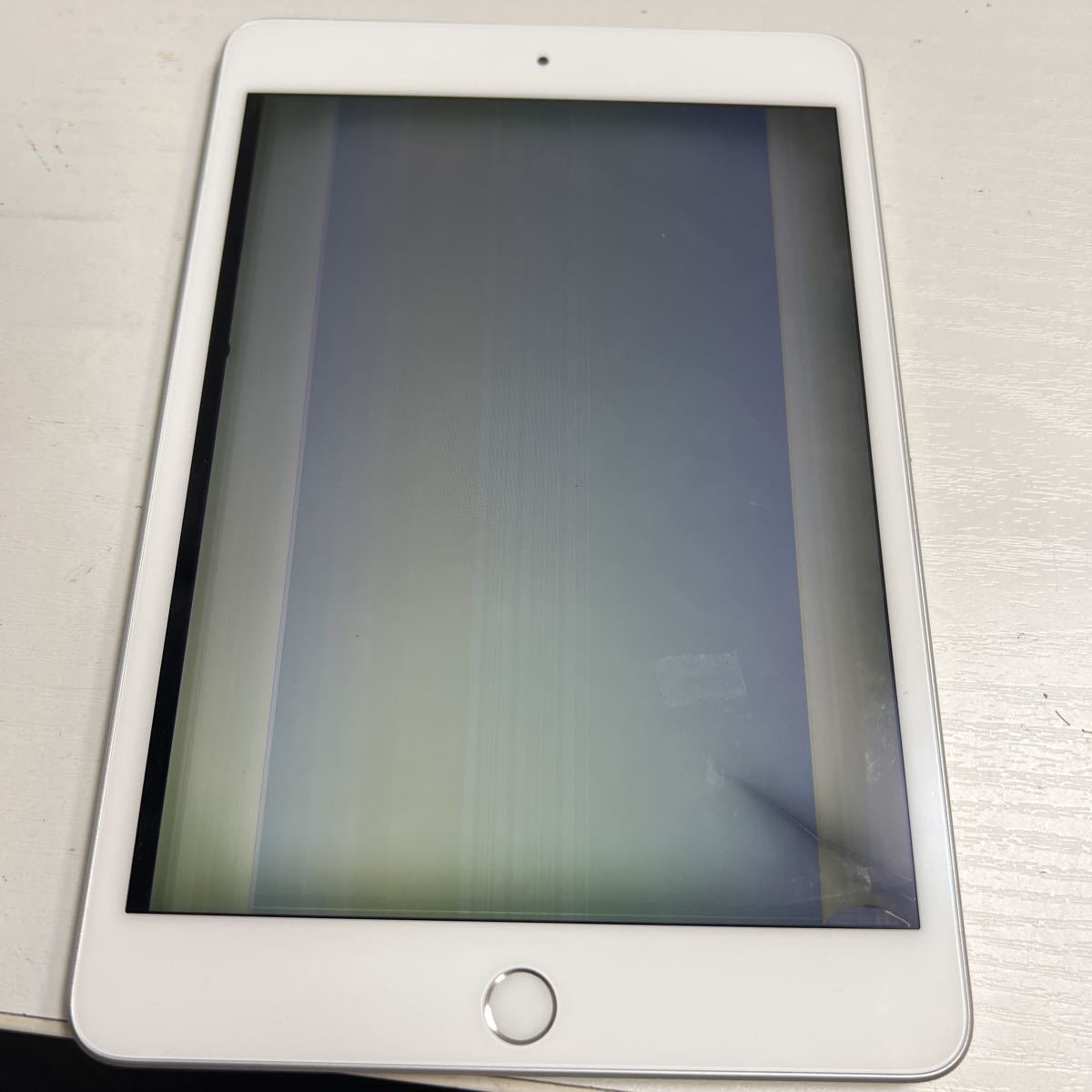 ☆送料無料☆ジャンク☆A2124 iPad mini (第 5 世代)Wi-Fi + Cellular