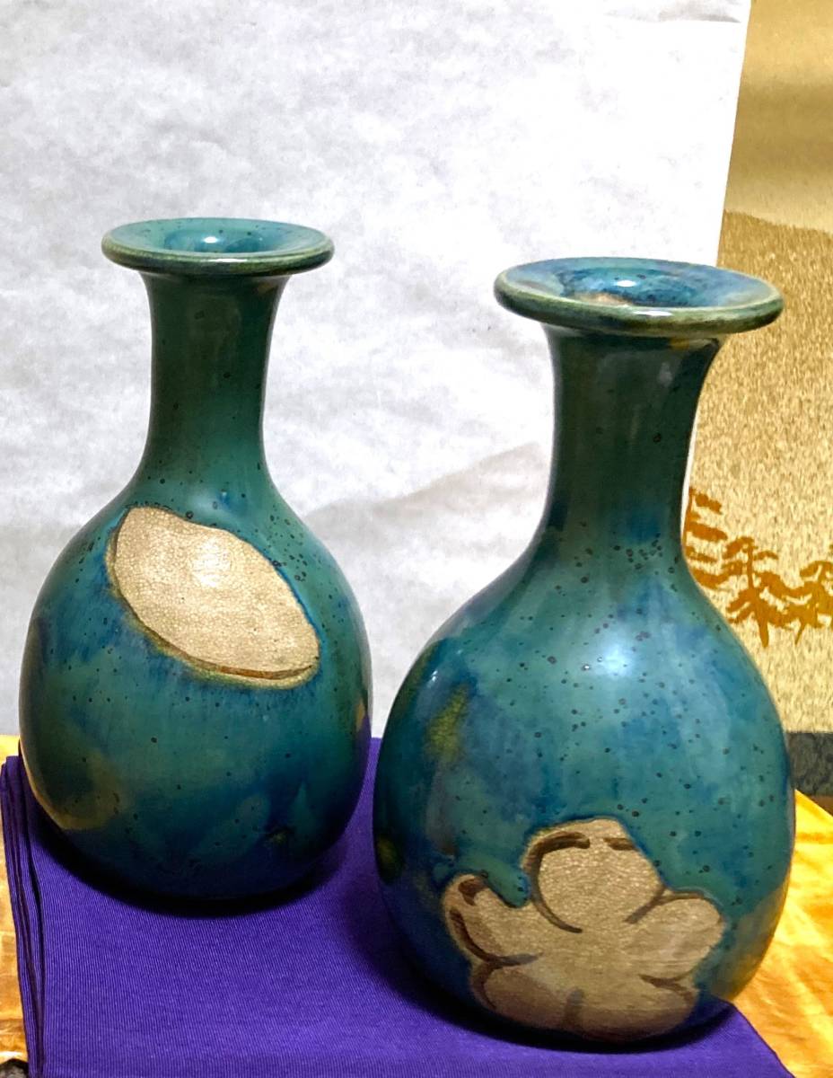 豊富な，品質保証 年度末大幅 極 本物保証 二代 加藤作助 初代 春仙 蝋抜き月梅絵付 織部鶴首徳利 一対 明治を代表する瀬戸の名工の酒器 無傷完品(織部)｜売買されたオークション情報、yahooの商品情報をアー 美濃