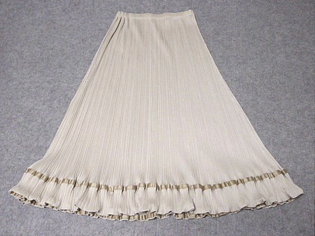 PLEATS PLEASE ISSEY MIYAKE プリーツプリーズ イッセイミヤケ 
