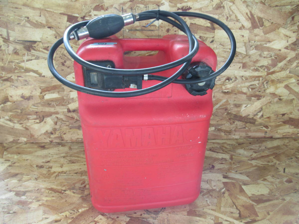 【爆買い，お得】 ② YAMAHA 燃料タンク 24リットル 船 ボート 船外機 ポータブルプラスチックタンク ガソリンタンク(50馬力～)｜売買されたオークション情報、yahooの商品情報をアーカイブ公開 - オークファン 50馬力～