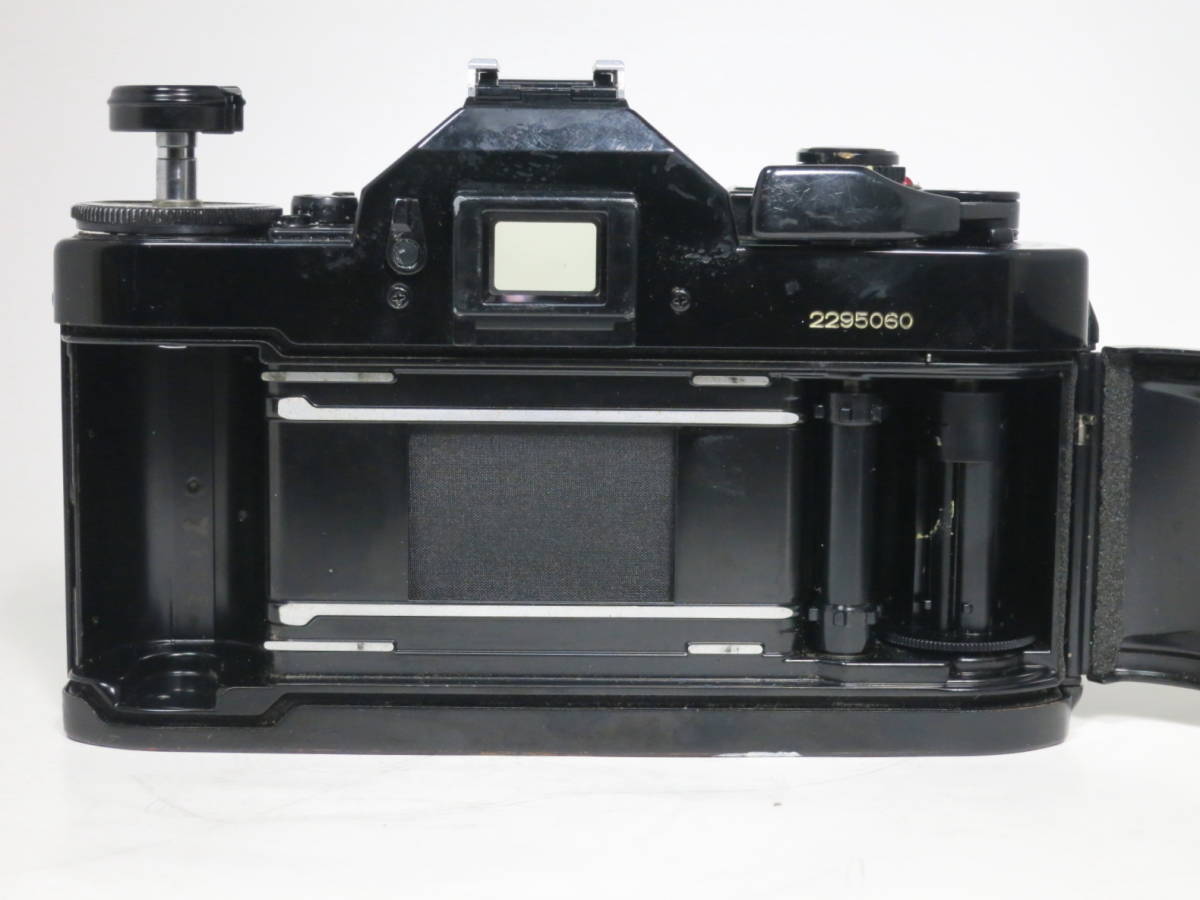 キャノン Canon AE-1 PROGRAM　NFD 50/1.8　動作確認済 Canon AE-1 50mm Camera Program Film f⁄1.8 with Lens 35mm - Black