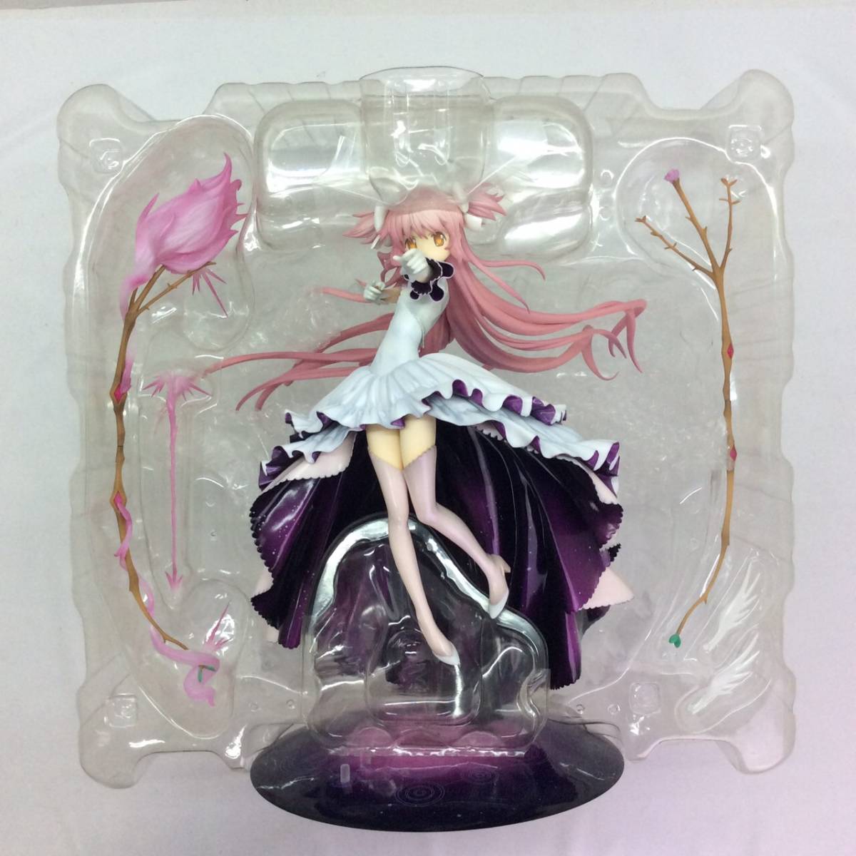 魔法少女まどか☆マギカ アルティメットまどか 1/8スケールフィギュア