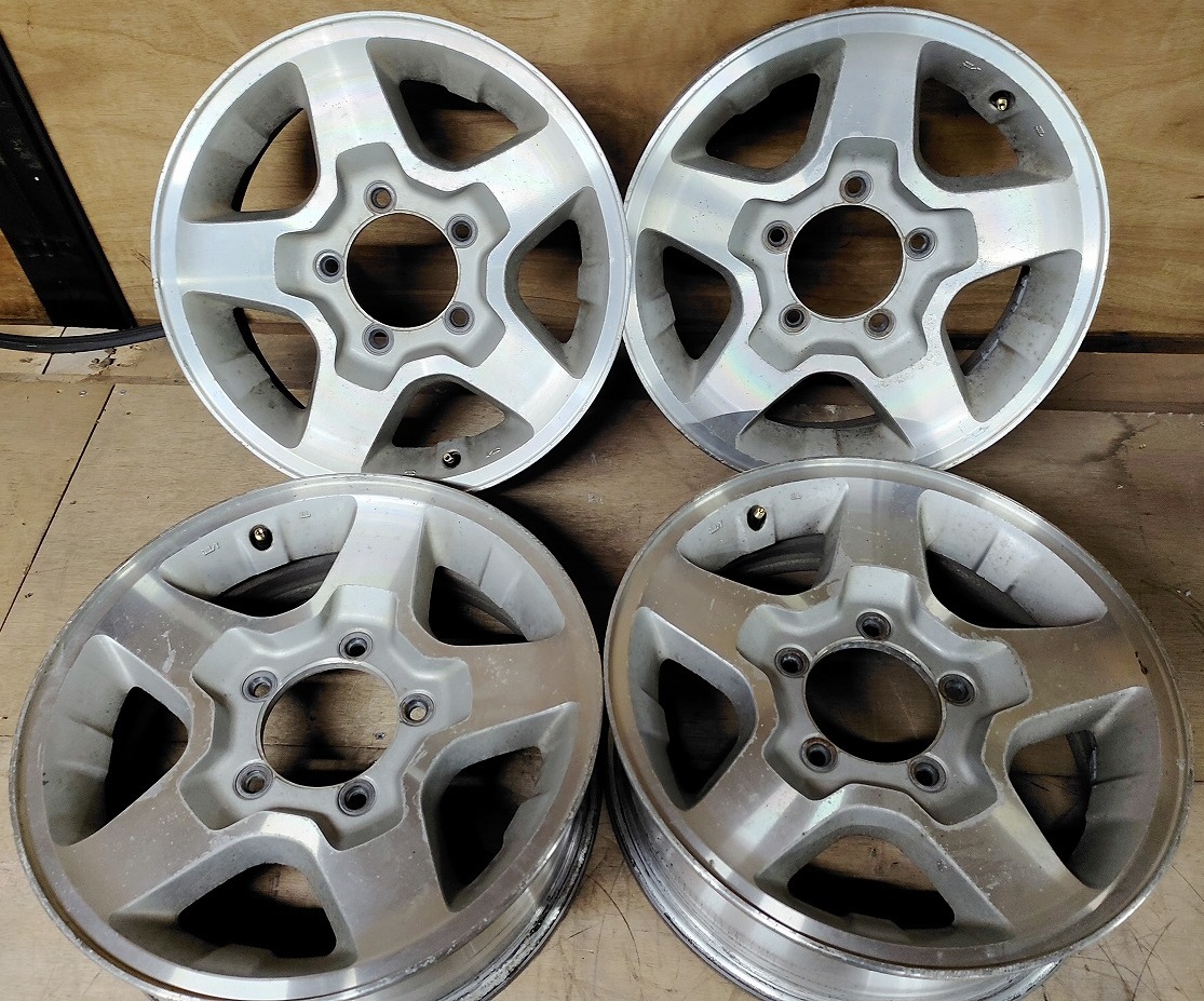 定番人気，安い】 YGZ11 キューブ 純正 15インチ アルミホイール 15X5