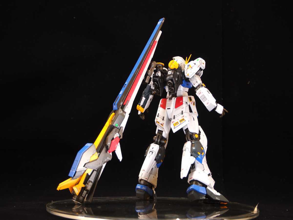 RG νガンダム 改修 全塗装 完成品 1⁄144 公式通販 ガンプラ Hi-ν