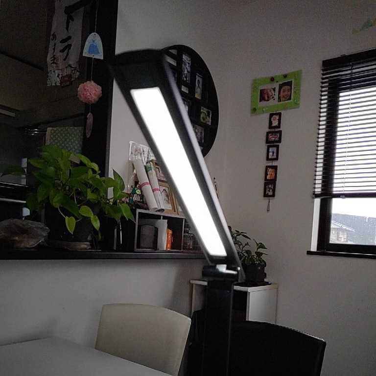 LEDデスクライト 美品_9