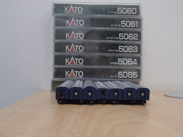 爆買い，大得価 KATO Nゲージ 鉄道模型 5060 5066 7客車 セット おまとめ #54718(客車)｜売買されたオークション情報、yahooの商品情報をアーカイブ公開 - オークファン 客車