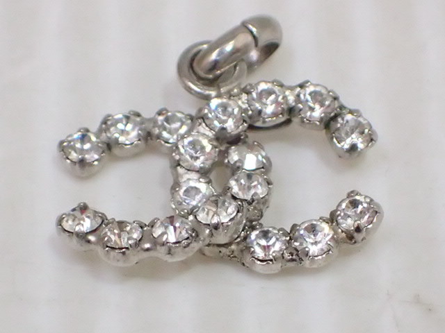 m1213 / CHANEL シャネル ネックレス トップのみ 刻印 00A ライン