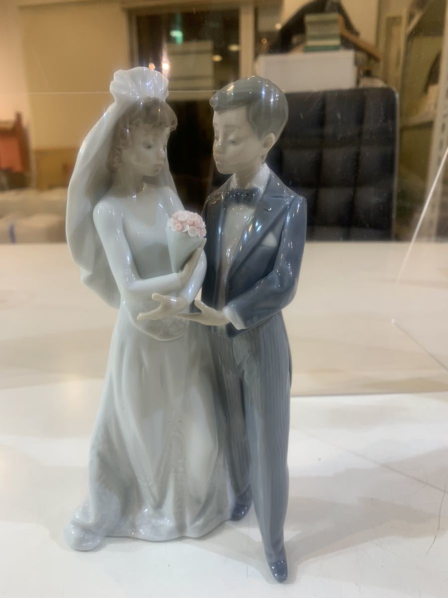 新作入荷，人気 美品 Lladro リヤドロ 5885 門出の日 フィギュリン 高
