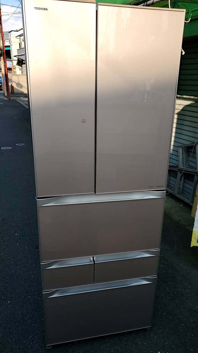 数量限定，安い TOSHIBA冷蔵庫6ドア。2012年