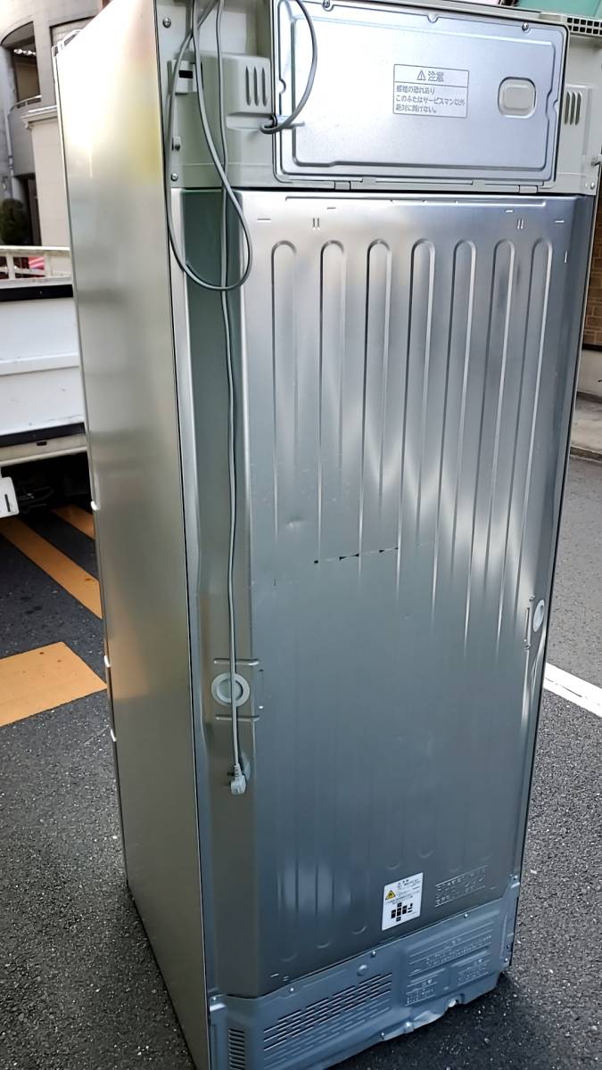 数量限定，安い TOSHIBA冷蔵庫6ドア。2012年