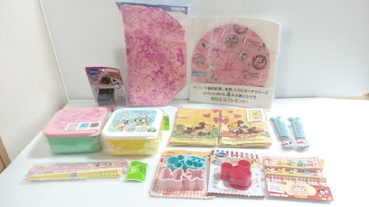 ディズニー　《大量セット》《未開封品あり》キッチングッズ　12点　箸ケース　コンテナ　抜型　クッキー型　ピック他 2S13 【80】
