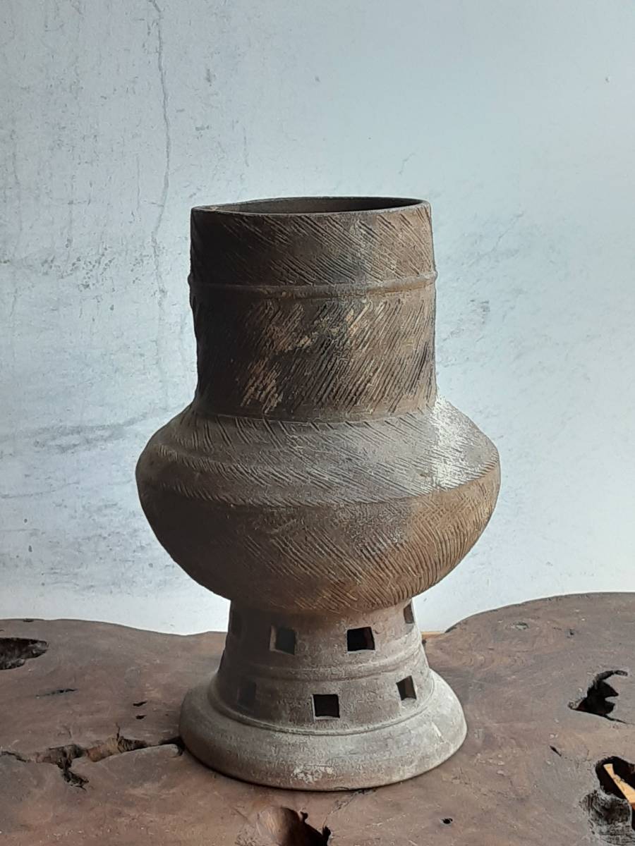 陶質土器 伽耶長頸脚付壺（朝鮮三国時代）須恵器(須恵器)｜売買された