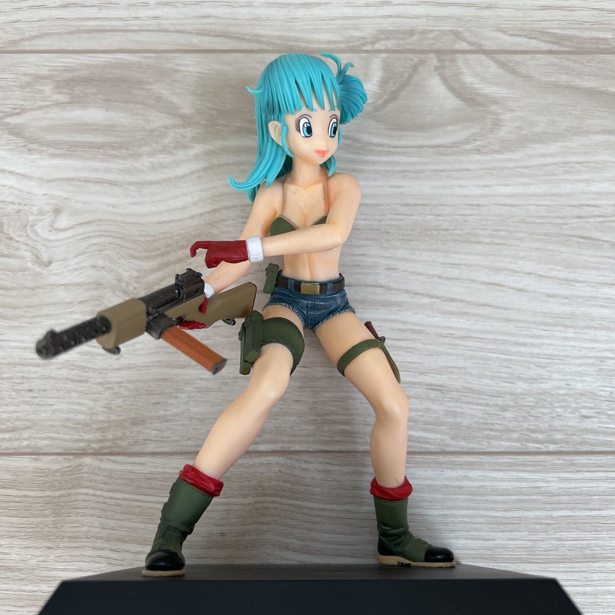 中古品 ドラゴンボール ブルマ 一番くじ B賞 フィギュア 摩訶不思議 