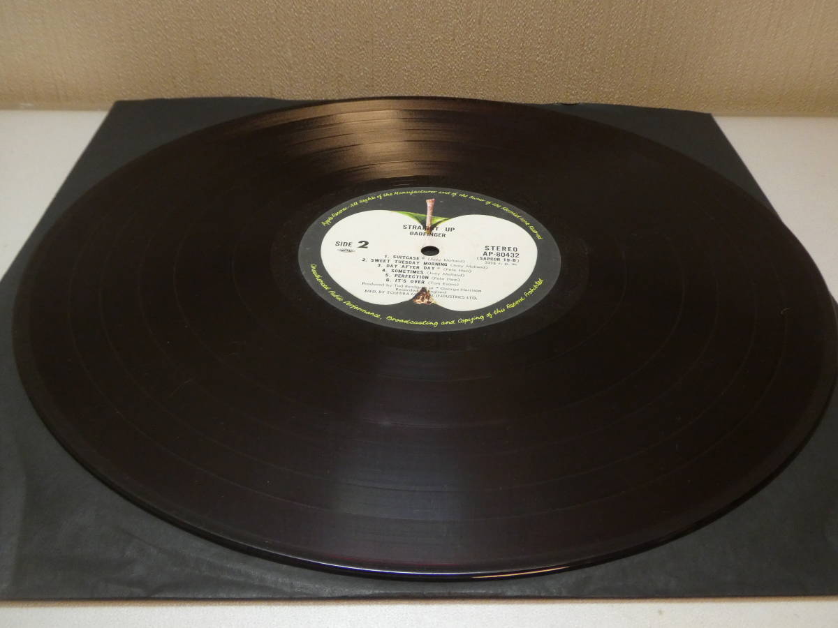 Beatles The VOL1 希少 - ビートルズ○来日記念盤 希少赤帯○黒盤(