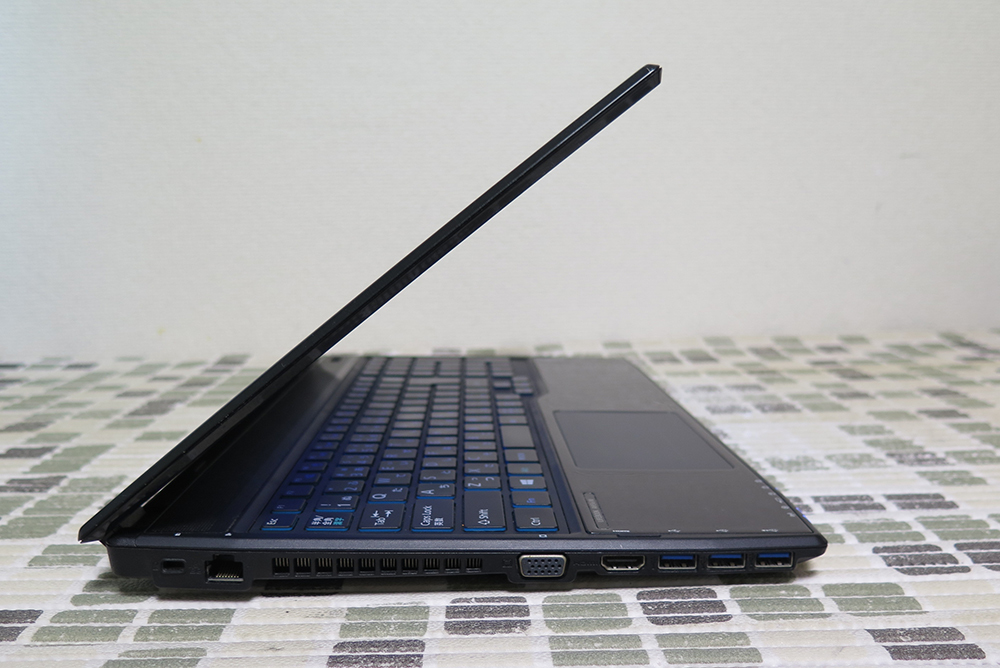 タッチパネル【高速Core i3(Haswell)☆爆速新品SSD512GB】Sony Fit15A