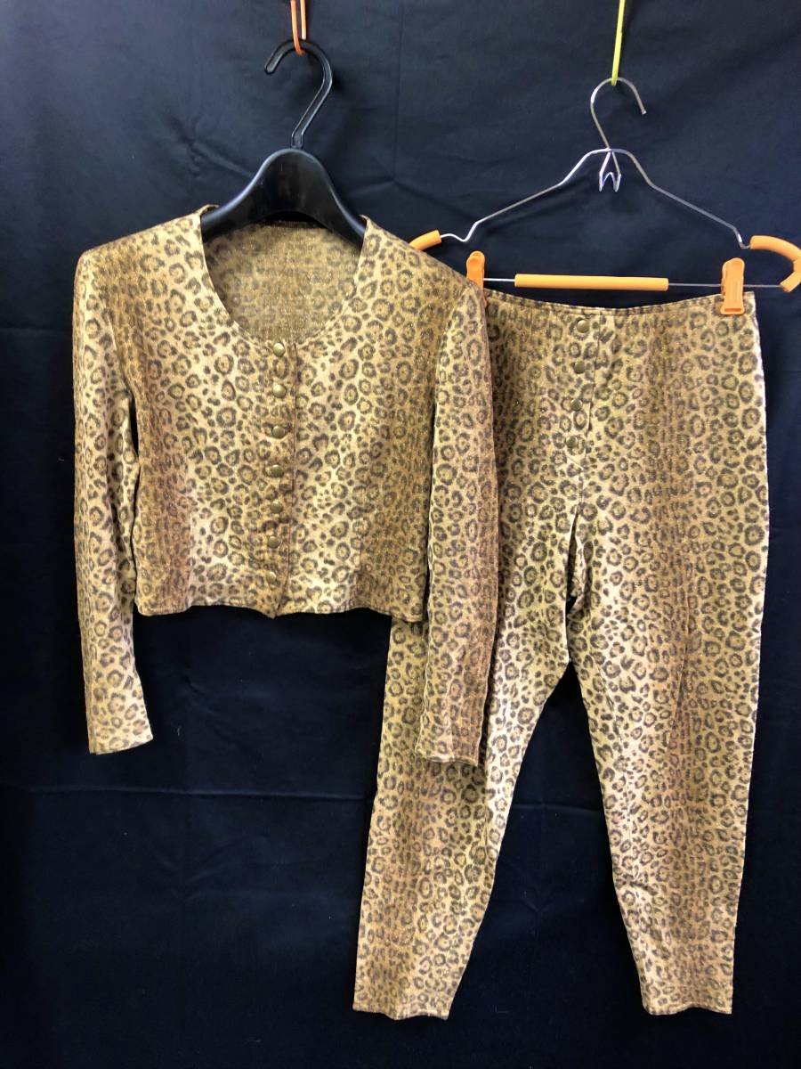 伊太利屋 豹柄 パンツスーツ ショート丈ジャケット＆パンツ 美品 S 