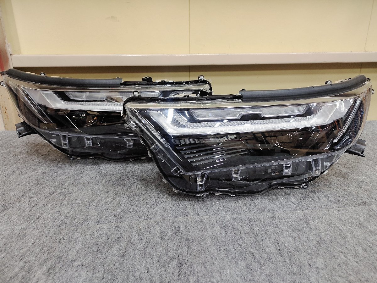 新作登場，大人気 新車外し トヨタ RAV4 ハイブリッド ヘッドライト 左右セット 後期 XAH50 プロジェクター 42-93 レベライザー付き 超絶美(ヘッドライト)｜売買されたオークション情報、yahooの商品情報をアーカ トヨタ用