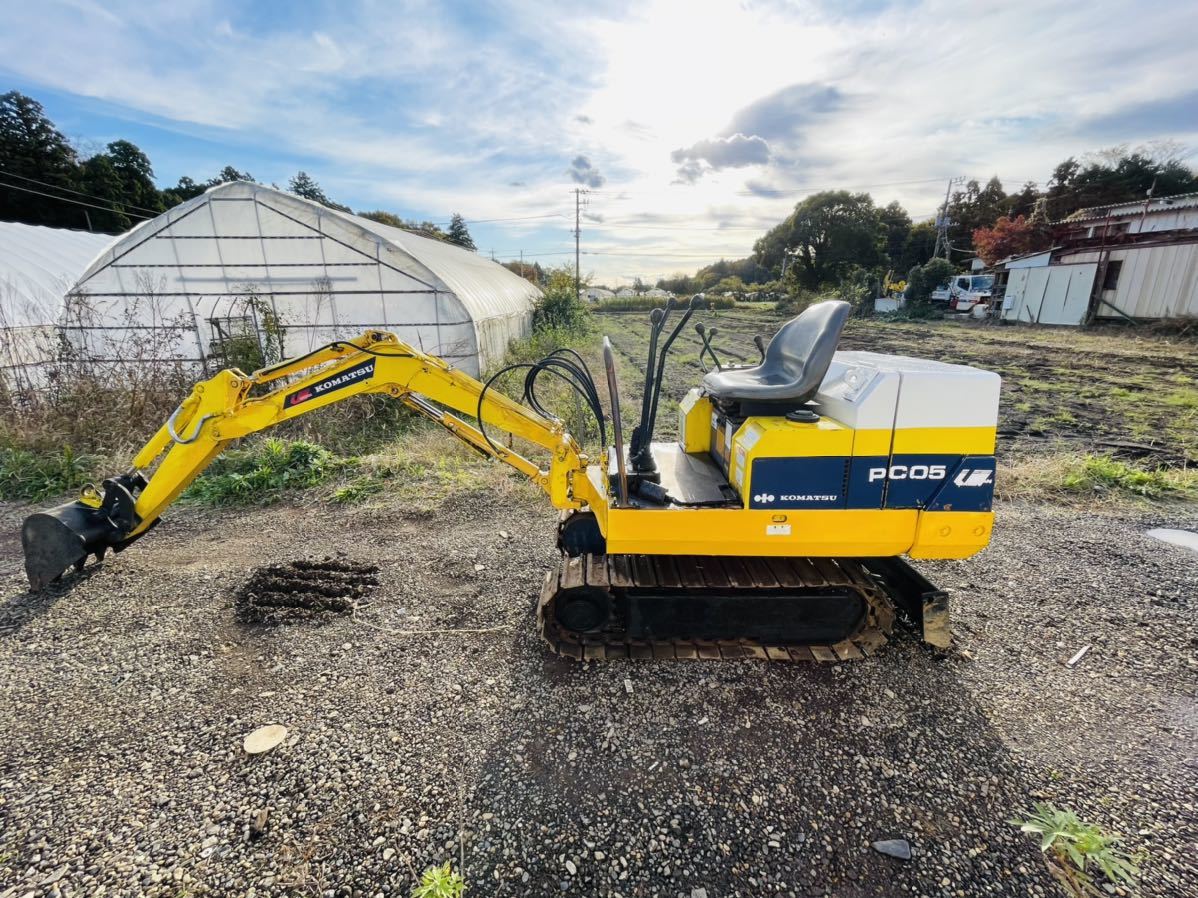 コマツ PC05-6 油圧ショベル ユンボ KOMATSU 1トンクラス 【公式通販】