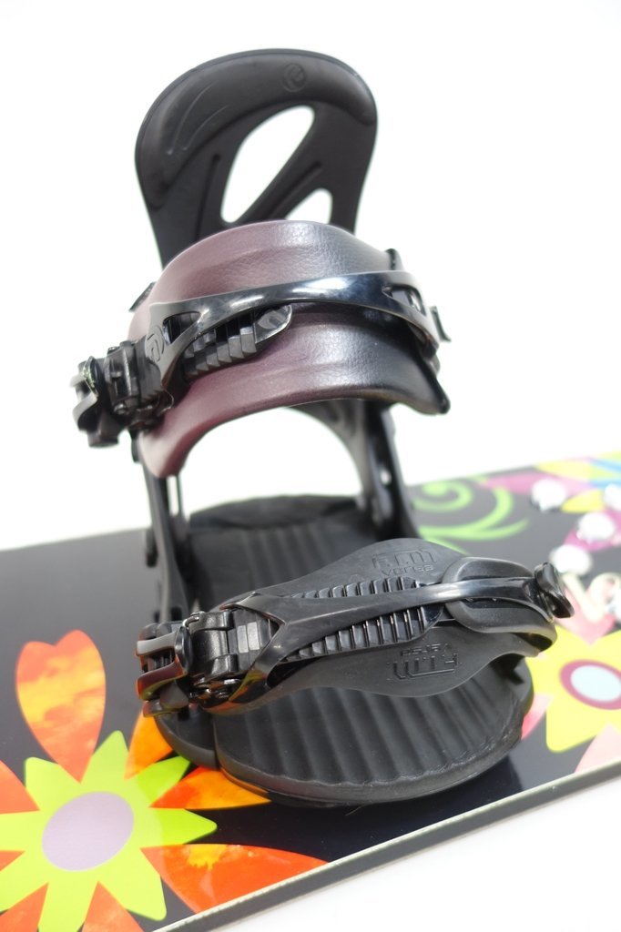 中古 15/16 ALLIAN VIVIAN レディース138cm FLUX ビンディング付き